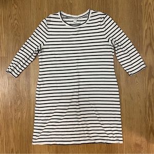 Old Navy Casual Crew Neck 3/4 Sleeves Striped Dress - L